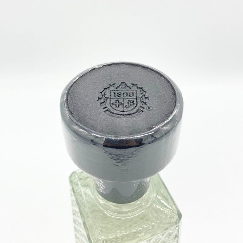 クエルボ アネホ 1800 クリスタリーノ 750ml 35% Cuervo ANEJO CRISTALINO テキーラ【R1】