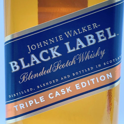 ジョニーウォーカー ブラック トリプルカスクエディション 700ml 40% JOHNNIE WALKER BLACK LABEL TRIPLE CASK EDITION 【B】