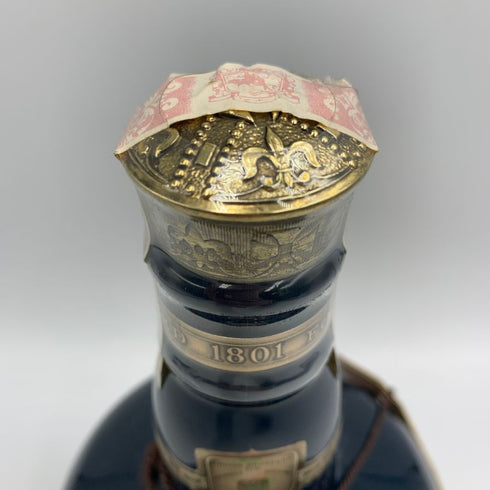 ローヤルサルート 21年 青 陶器ボトル 700ml 40% ROYAL SALUTE スコッチウイスキー1393g【L2】