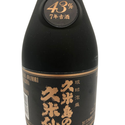 琉球泡盛 久米島の久米仙 ブラック 7年 720ml 43%【J2】