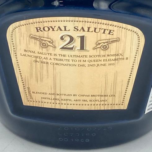 ロイヤルサルート 21年 青陶器 700ml 40% 1352g ROYAL SALUTE【M2】