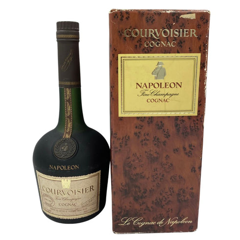 クルボアジェ ナポレオン コニャック グリーンボトル 700ml COURVOISIER【P2】