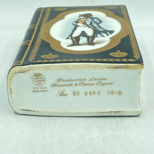 カミュ ナポレオン ヴィエイユ リザーブ ブック 黒陶器ボトル 700ml 40% 1254g CAMUS NAPOLEON VIEILLE RESERVE【C3】