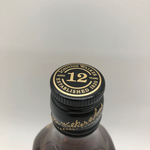 ジョニーウォーカー 12年 ブラックラベル エクストラスペシャル 黒キャップ 700ml 43% Johnnie Walker BLACK LABEL EXTRA SPECIAL【L2】