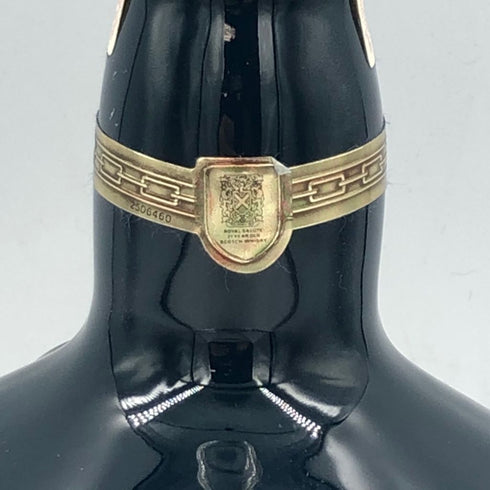ロイヤルサルート 21年 青陶器 700ml 1440gROYAL SALUTE【N2】