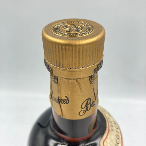 バランタイン 30年 ベリーオールド 金キャップ 750ml Ballantine's VERY OLD【B4】