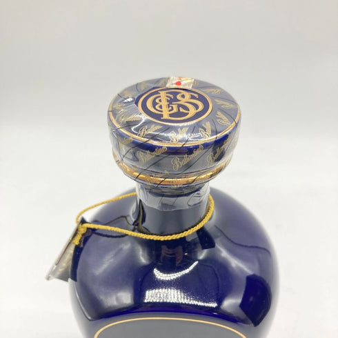 バランタイン 21年 陶器ボトル 700ml 43% Ballantine's 1432g【Q】