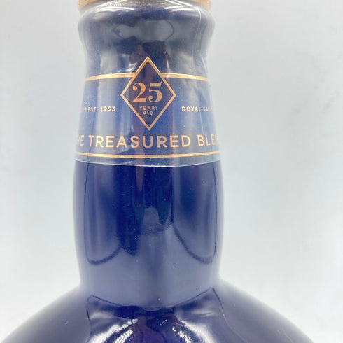 ロイヤルサルート 25年 青陶器ボトル スコッチウイスキー 700ml 40% Royal Salute 1427.8g【A4】