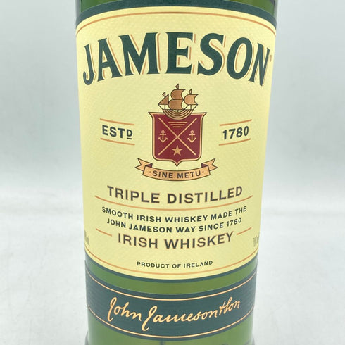 ジェイムソン トリプル ディスティルド 700ml 40% JAMESON TRIPLE DISTILLED【Q2】