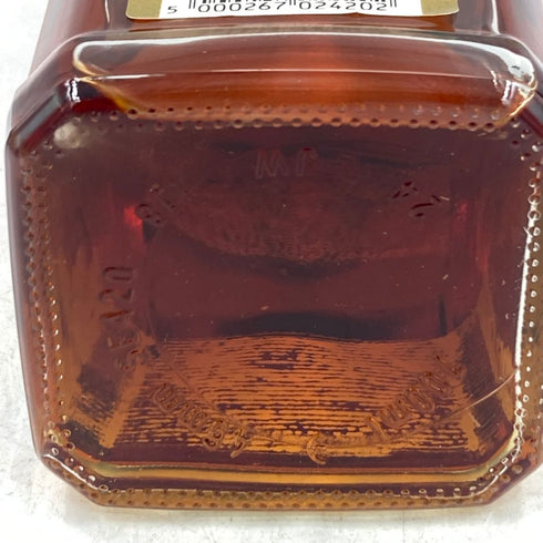 ジョニーウォーカー 12年 ブラックラベル エクストラスペシャル 黒キャップ 700ml 43% Johnnie Walker BLACK LABEL EXTRA SPECIAL【W】