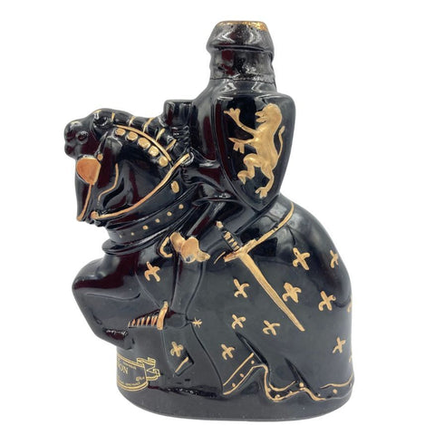 カスタニョン 騎士 黒陶器ボトル 700ml 40% CASTAGNON XO 1790g【G】