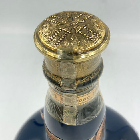 ロイヤルサルート 21年 青陶器 700ml 40% 1352g ROYAL SALUTE【M2】