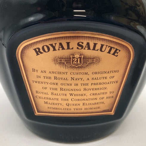 ロイヤルサルート 21年 青陶器 700ml 40% 1359g ROYAL SALUTE【E3】