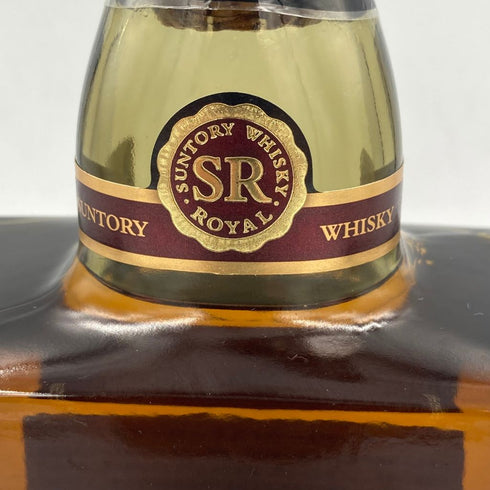 東京都限定◆サントリー ローヤル ブレンデッド 700ml 43% SUNTORY ROYAL BLENDED WHISKY【M4】