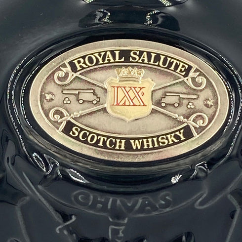 シーバス ブラザーズ ロイヤルサルート LXX 陶器ボトル 700ml 40% 1277g CHIVAS BROTHER'S ROYAL SALUTE【Y1】