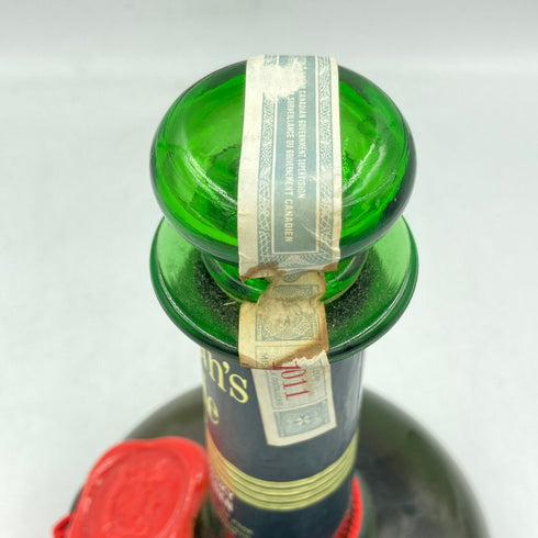 キャプテンズ テーブル カナディアン ウイスキー 710ml 40% Captains Table CANADIAN WHISKY【N】