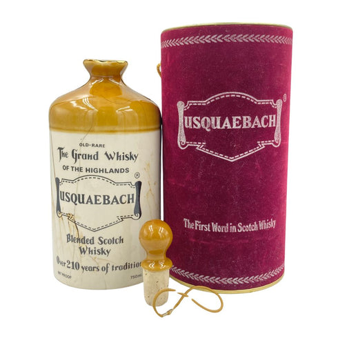 ウシュクベ ストーンフラゴン 陶器ボトル 750ml 43% 1310g USQUAEBACH Stone Flagon【V】